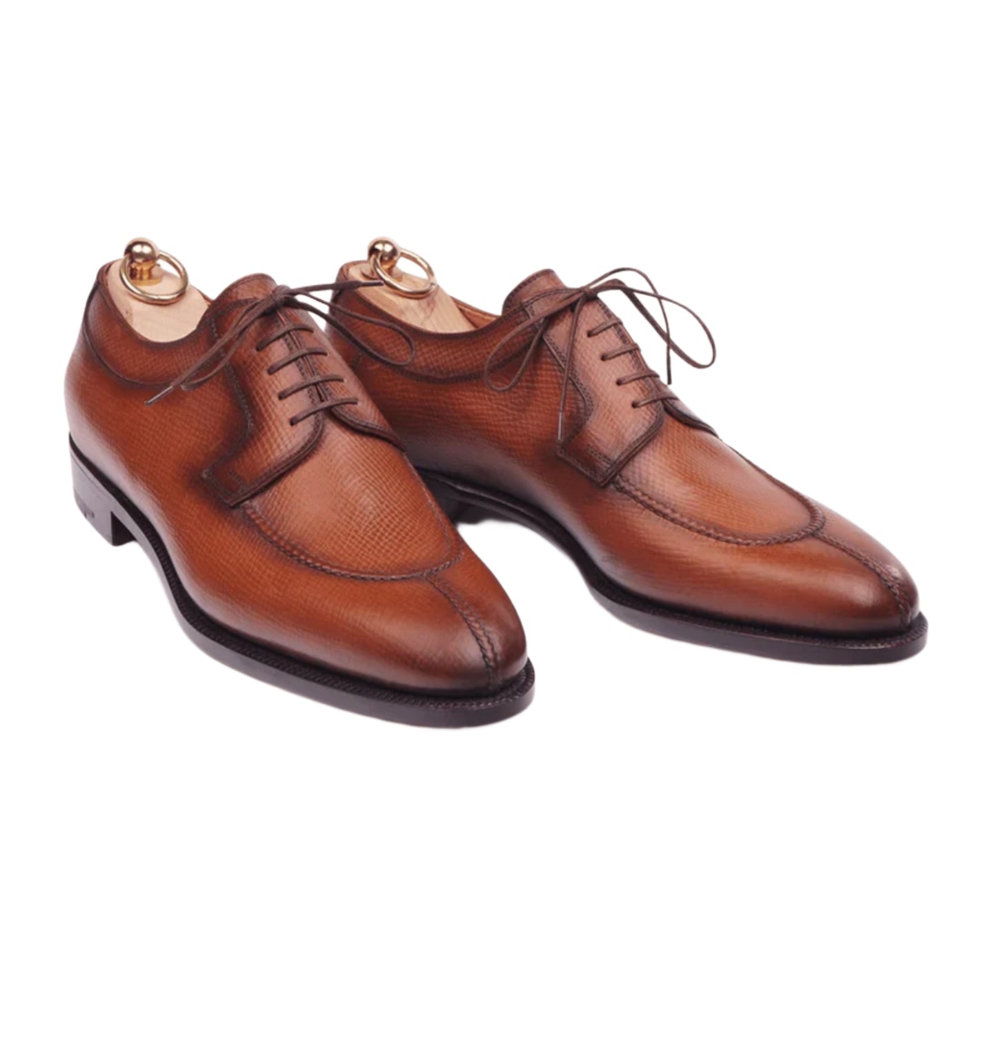 Light brown split-toe derby