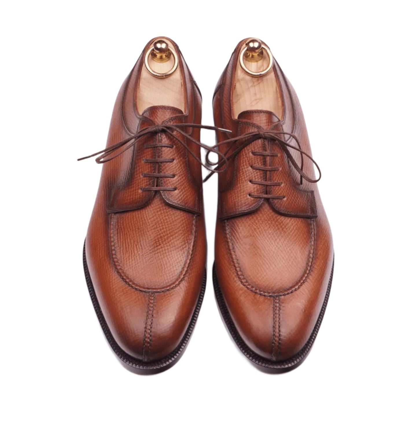 Light brown split-toe derby