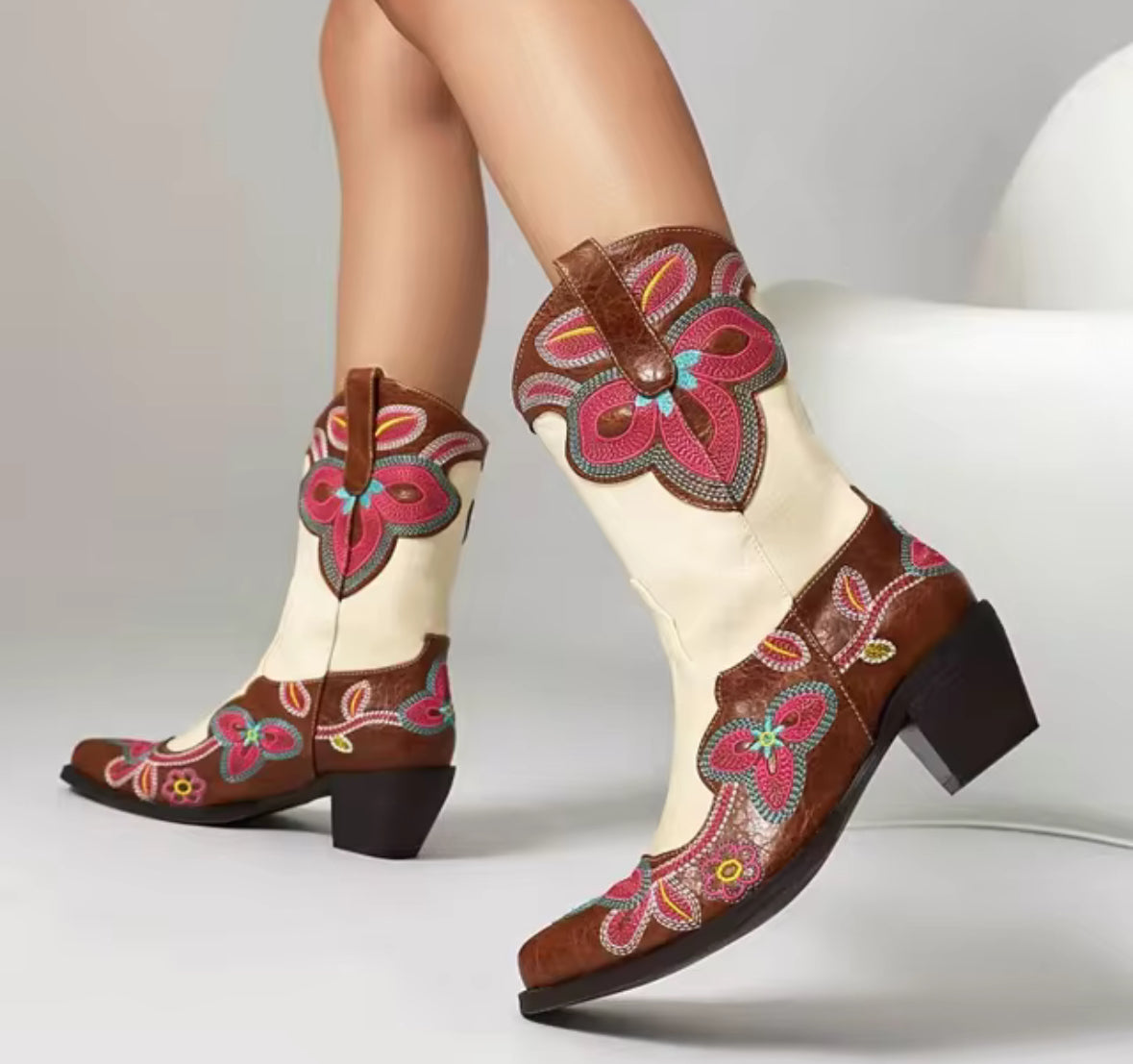 Women's Mid-calf  Embroidered Boots