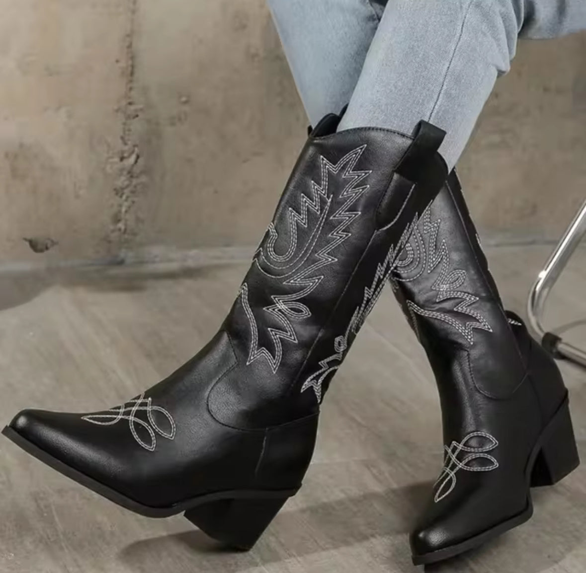 Cow boy boots for women